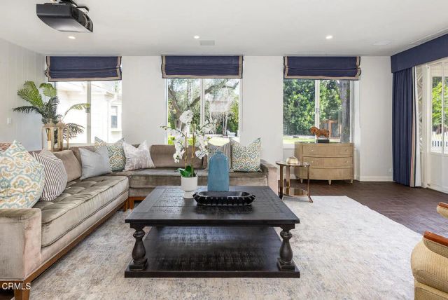 1230 Hillside Road, Pasadena, CA 91105