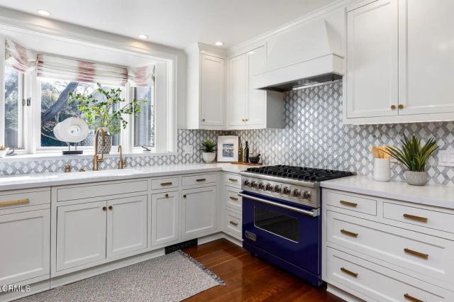 1230 Hillside Road, Pasadena, CA 91105