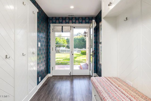 1230 Hillside Road, Pasadena, CA 91105