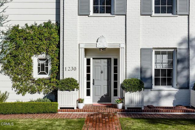1230 Hillside Road, Pasadena, CA 91105