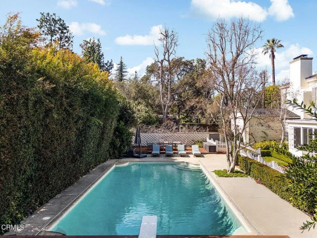 1230 Hillside Road, Pasadena, CA 91105