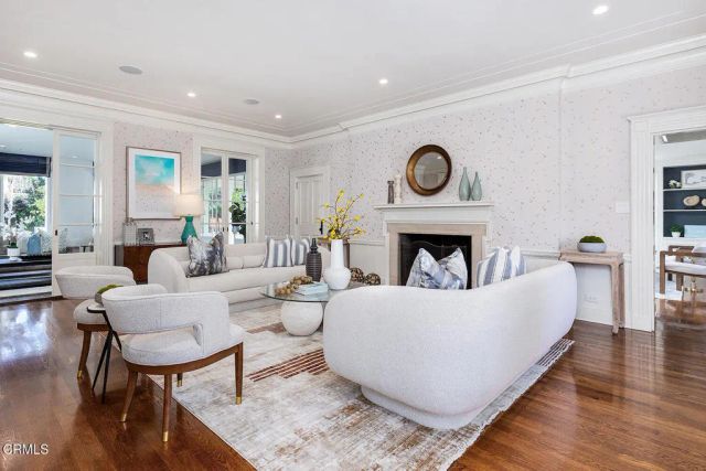 1230 Hillside Road, Pasadena, CA 91105