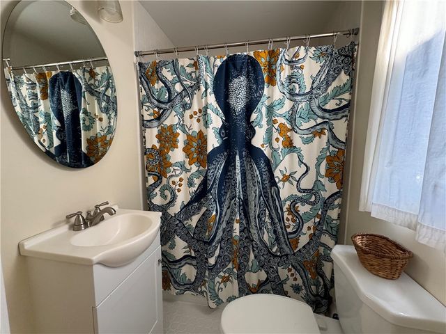 49 Connection Street, Newport, RI 02840