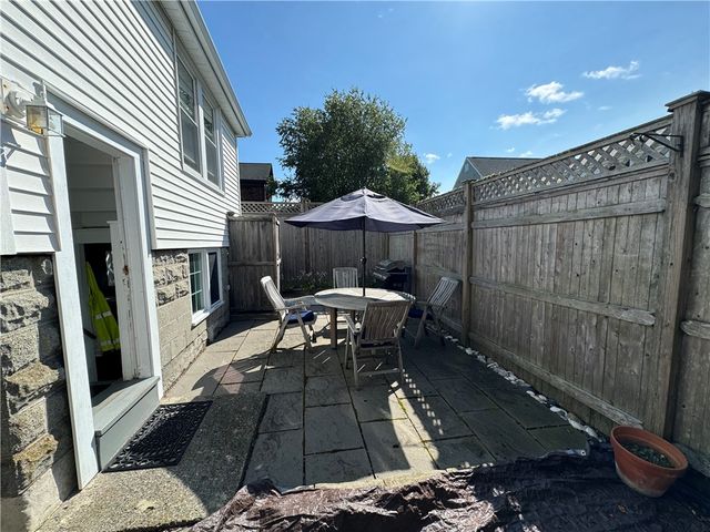 49 Connection Street, Newport, RI 02840