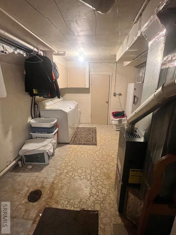 Image 14 of property listing at 285 E Elm Street, Shelley, ID 83274