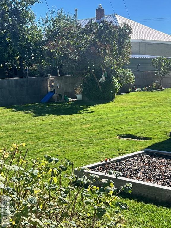 Image 19 of property listing at 285 E Elm Street, Shelley, ID 83274