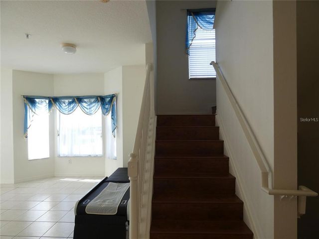 2406 GRAND CENTRAL PARKWAY 14, Orlando, FL 32839