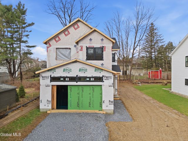 61 Van Dorn Street, Saratoga Springs, NY 12866