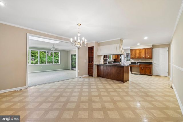 11124 OLD CARRIAGE RD, Glen Arm, MD 21057