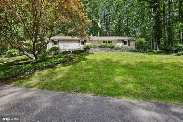 11124 OLD CARRIAGE RD, Glen Arm, MD 21057