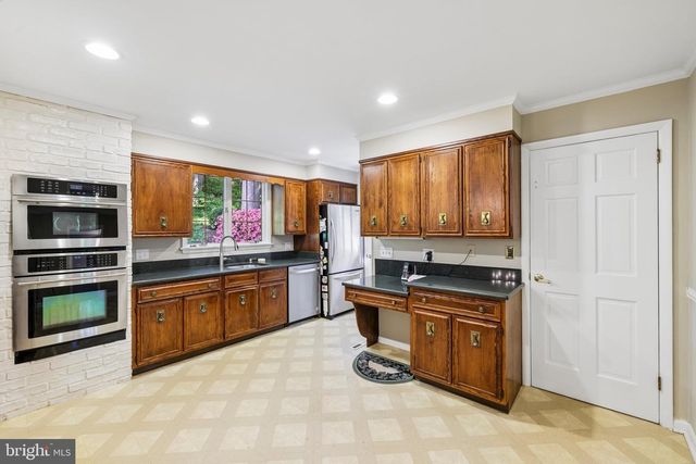 11124 OLD CARRIAGE RD, Glen Arm, MD 21057