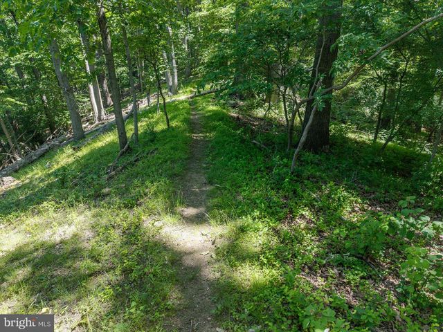 11124 OLD CARRIAGE RD, Glen Arm, MD 21057