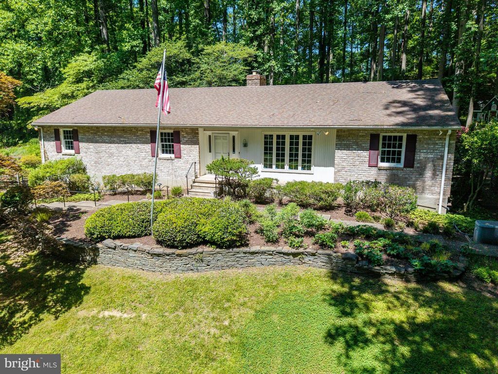 11124 OLD CARRIAGE RD, Glen Arm, MD 21057