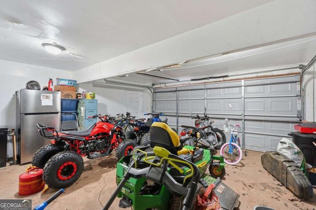 20 Apple Road, Locust Grove, GA 30248