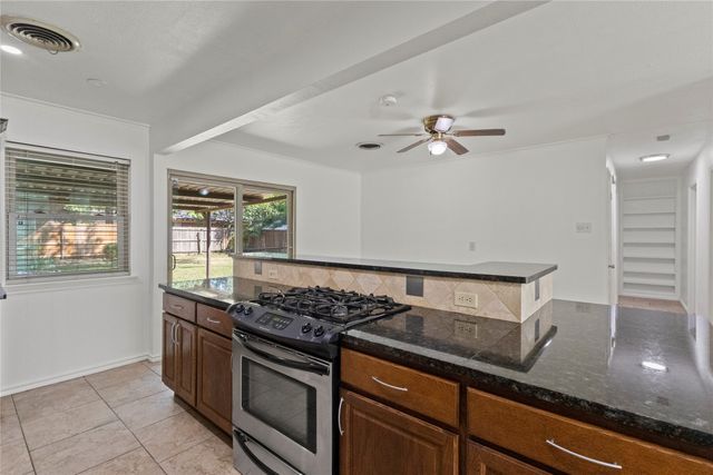 3209 N Calais Street, Sherman, TX 75090