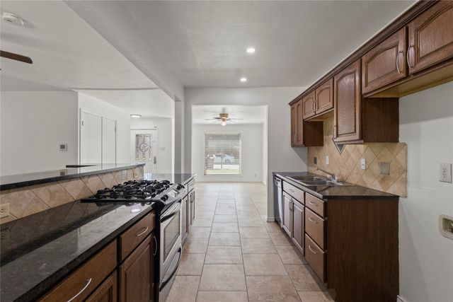 3209 N Calais Street, Sherman, TX 75090