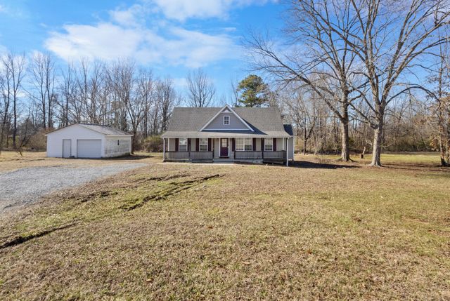 2550 Lylewood Rd, Woodlawn, TN 37191