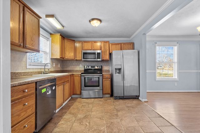 2550 Lylewood Rd, Woodlawn, TN 37191