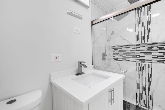 4 Waverly Court, Park Forest, IL 60466