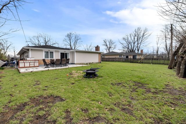 4 Waverly Court, Park Forest, IL 60466