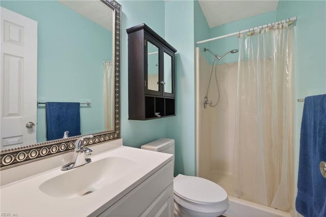 1621 Helmsley CT, Virginia Beach, VA 23464