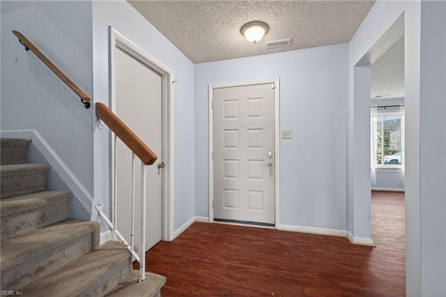 1621 Helmsley CT, Virginia Beach, VA 23464