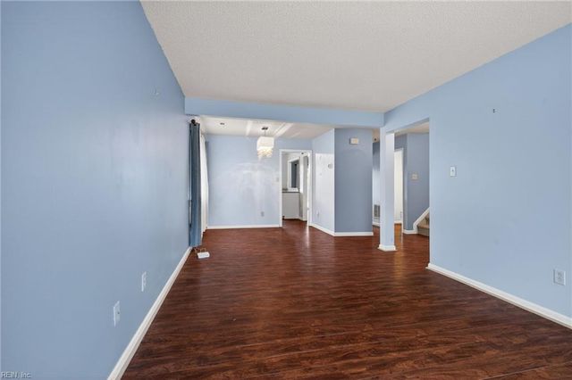 1621 Helmsley CT, Virginia Beach, VA 23464