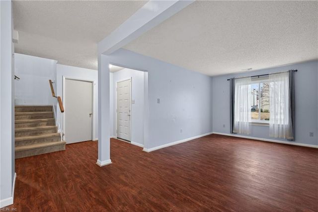 1621 Helmsley CT, Virginia Beach, VA 23464