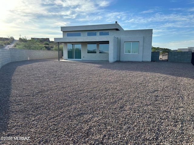 9820 S Rolling Water Drive, Vail, AZ 85641