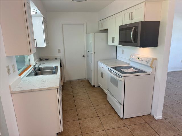 3412 SPAINWOOD DRIVE, Sarasota, FL 34232