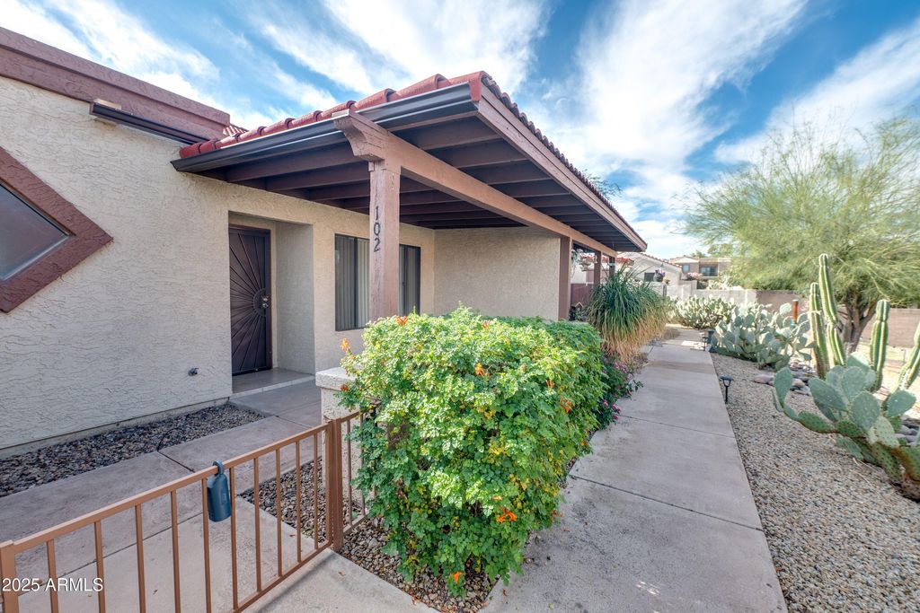 13636 N HAMILTON Drive 102, Fountain Hills, AZ 85268 — photo 3