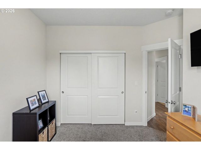 415 Nw 6TH St, Willamina, OR 97396