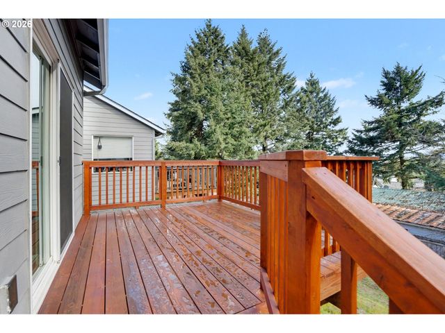 415 Nw 6TH St, Willamina, OR 97396