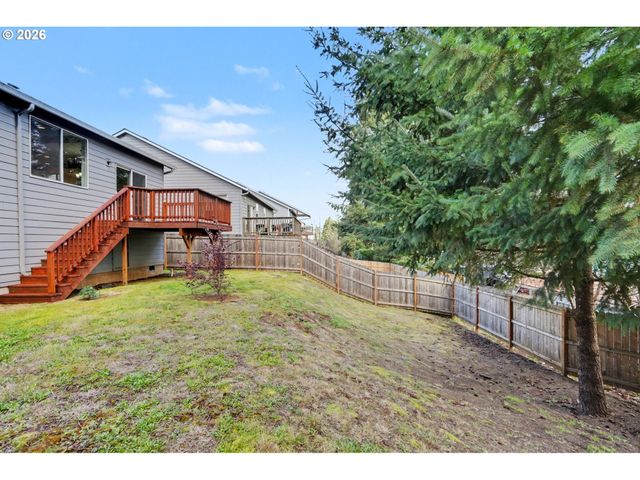 415 Nw 6TH St, Willamina, OR 97396