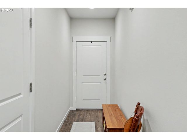 415 Nw 6TH St, Willamina, OR 97396