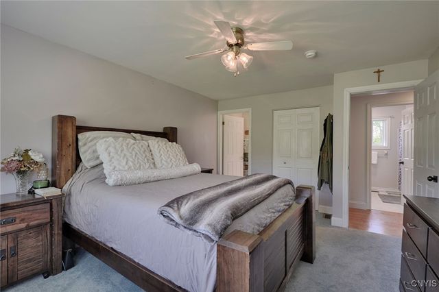 131 Pleasant Valley Road, Hammond, NY 13646