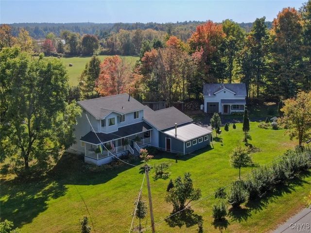 131 Pleasant Valley Road, Hammond, NY 13646