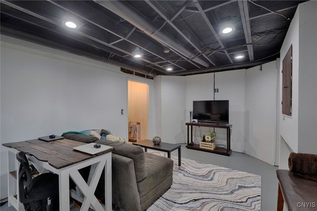 131 Pleasant Valley Road, Hammond, NY 13646