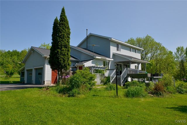 131 Pleasant Valley Road, Hammond, NY 13646