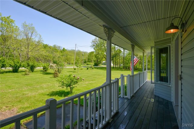 131 Pleasant Valley Road, Hammond, NY 13646