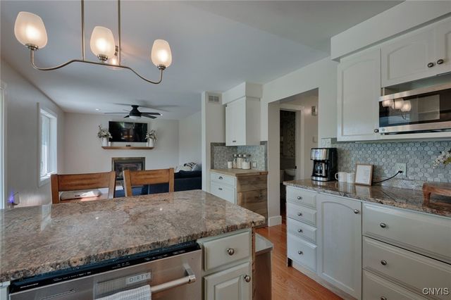 131 Pleasant Valley Road, Hammond, NY 13646