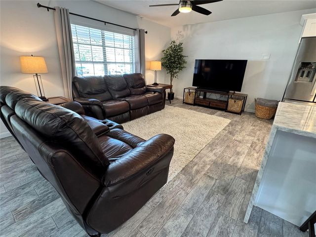 114 WINDY CIRCLE, Brandon, FL 33511