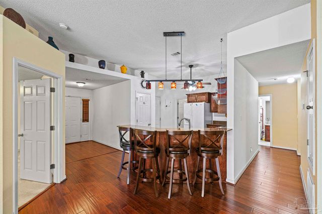 785 Ladner Dr, Pensacola, FL 32505