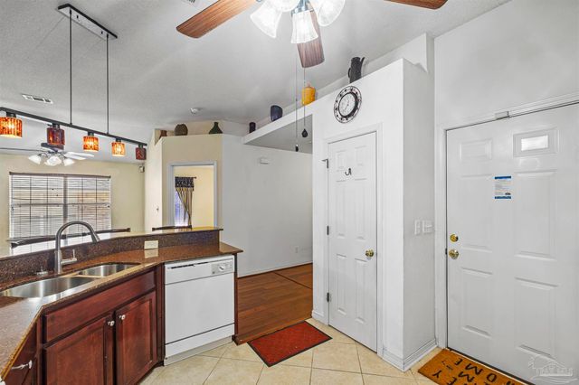 785 Ladner Dr, Pensacola, FL 32505