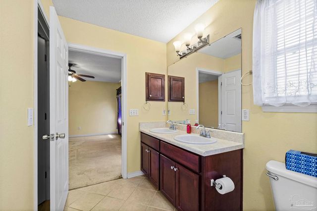 785 Ladner Dr, Pensacola, FL 32505