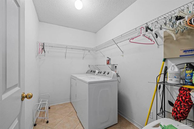 785 Ladner Dr, Pensacola, FL 32505