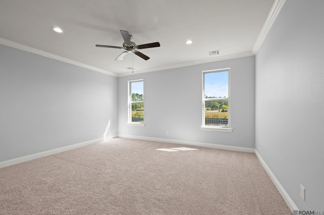 21433 Bluefin Dr, Springfield, LA 70462