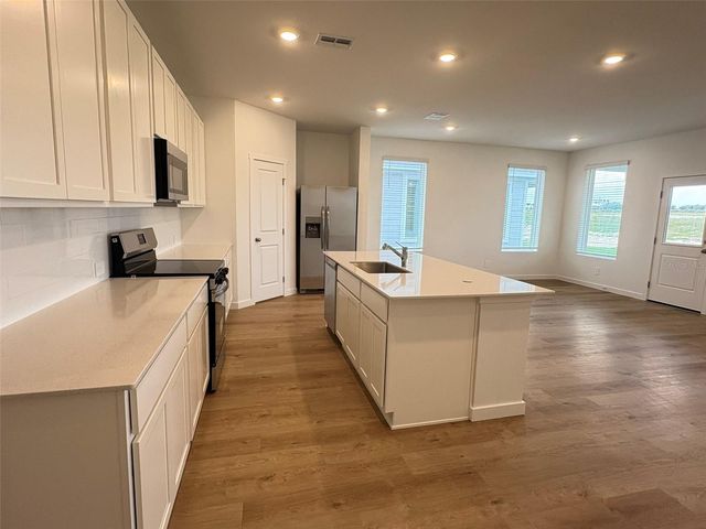 2716 MERCY CIR, Clermont, FL 34714
