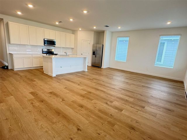 2716 MERCY CIR, Clermont, FL 34714