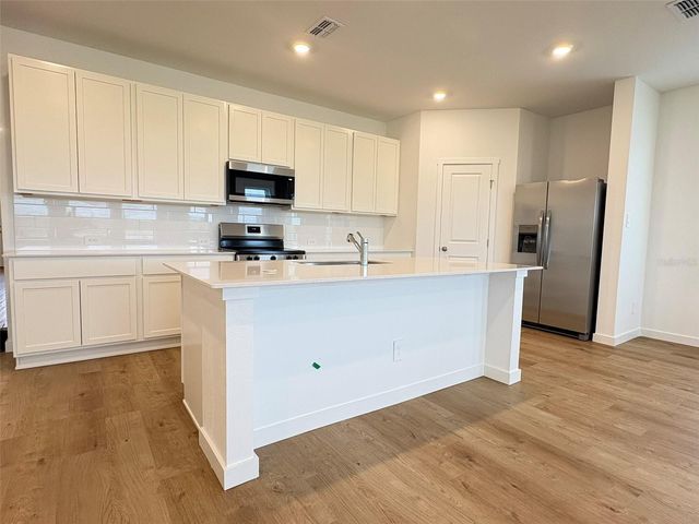 2716 MERCY CIR, Clermont, FL 34714